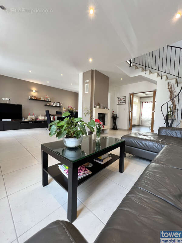 Maison à DRANCY