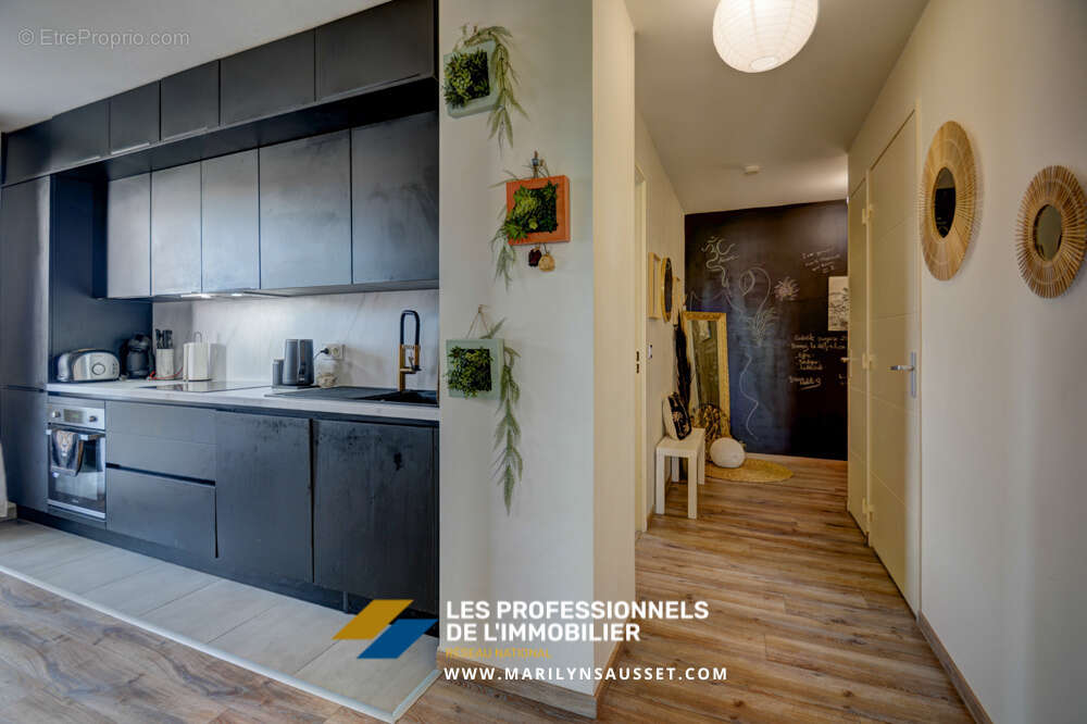 Appartement à PIERRE-BENITE