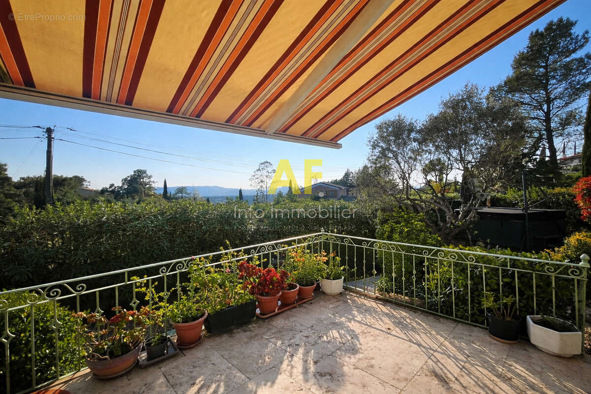 Maison à FREJUS