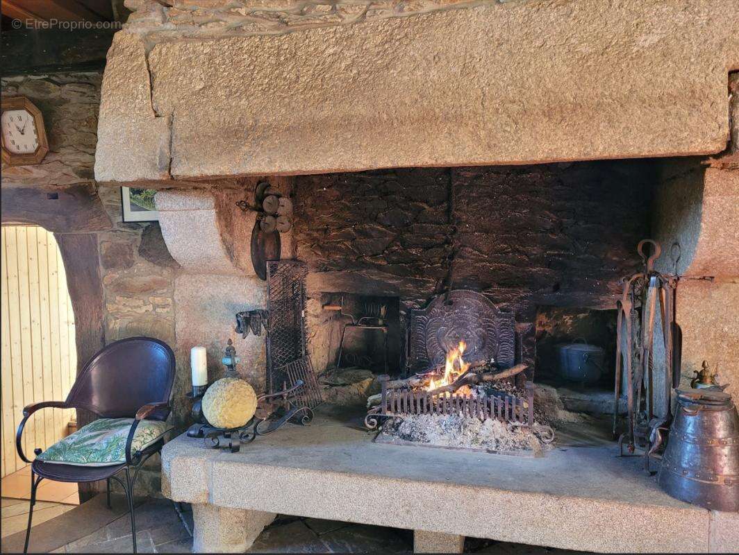 Maison à SAINT-MARTIN-DES-PRES