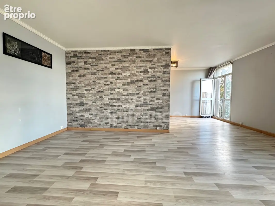 Appartement à vendre, 5 pièces, de 86 m² pour une famille qui aime l'espace ou pour un bel investissement locatif - photo 2