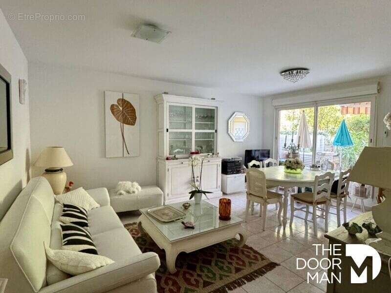 Appartement à HYERES