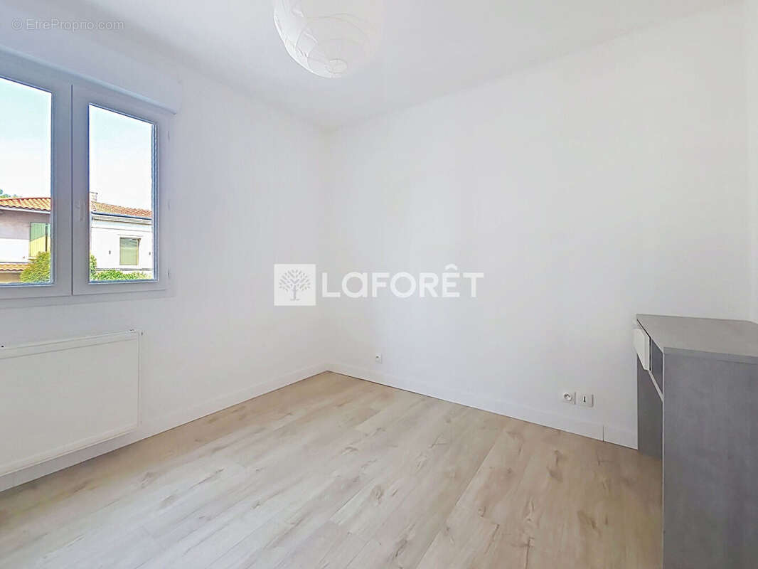 Appartement CAUDERAN (33200) - photo 6