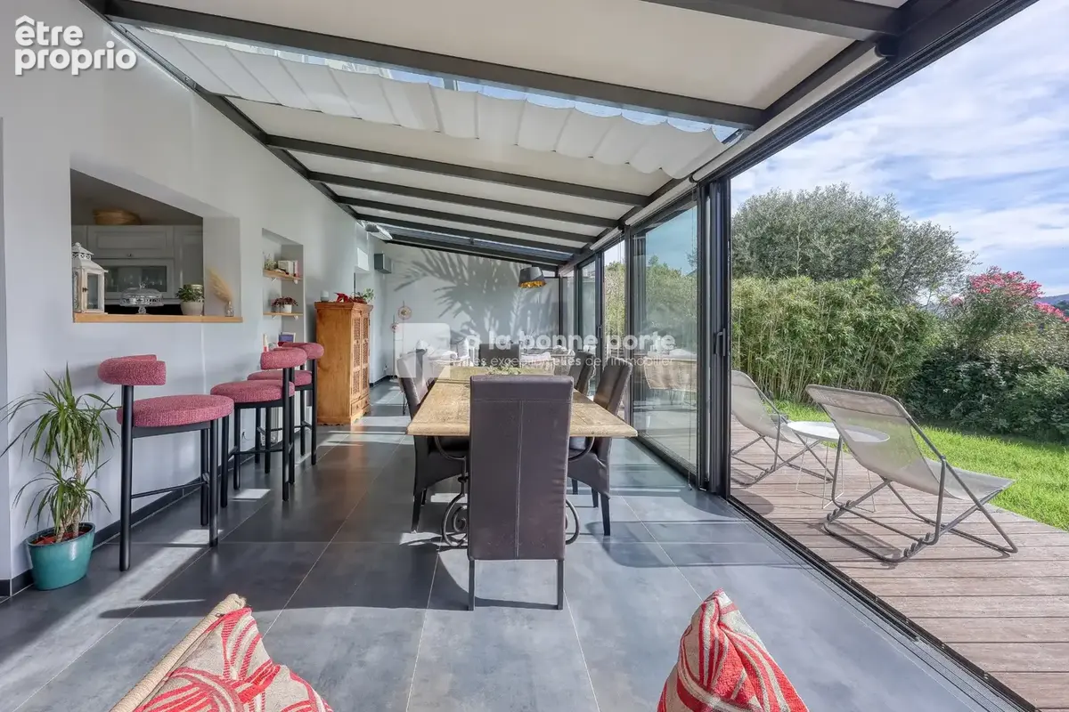 Maison 5 pièces 120 m² à vendre à La Cadiere-D'azur (83740) - photo 6