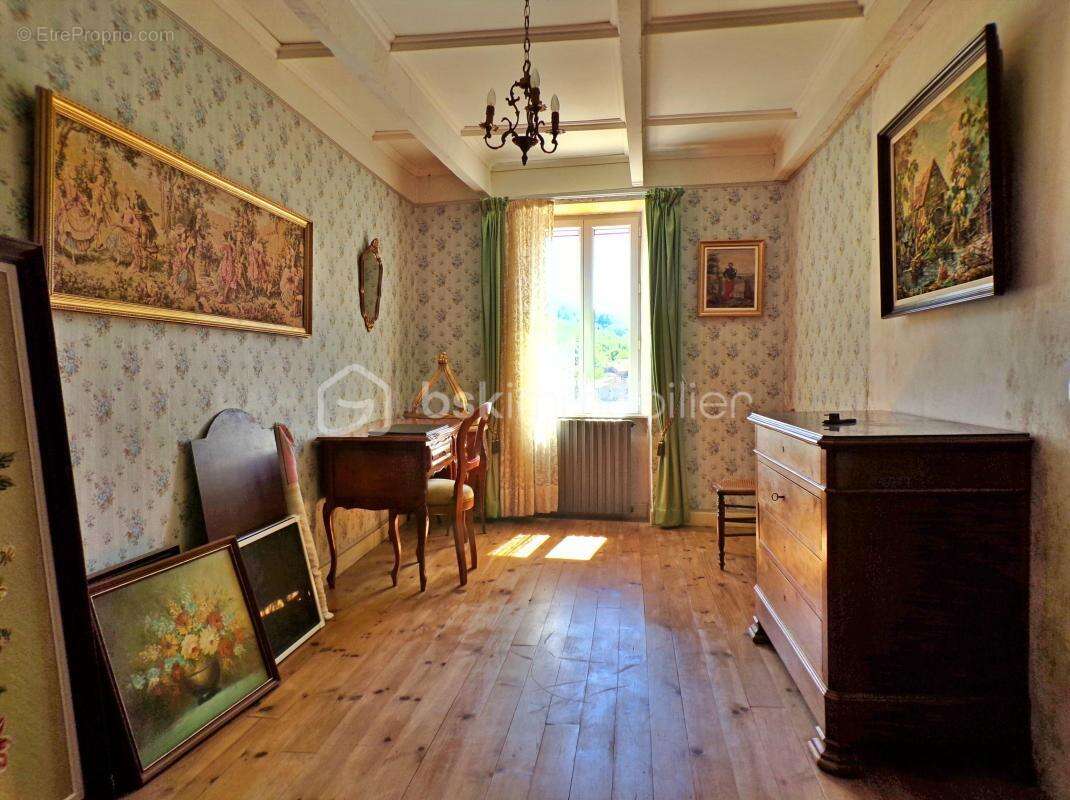  RIEUSSEC – Maison de village 144 m² – Terrain 600 m² – 4 chambres – DPE D - photo 8