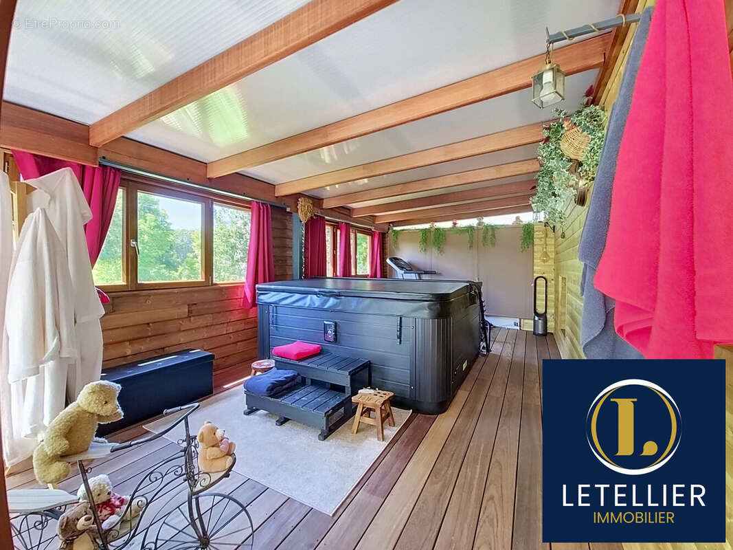 Maison 170 m² à Saint-Pierre-Les-Elbeuf  - photo 6