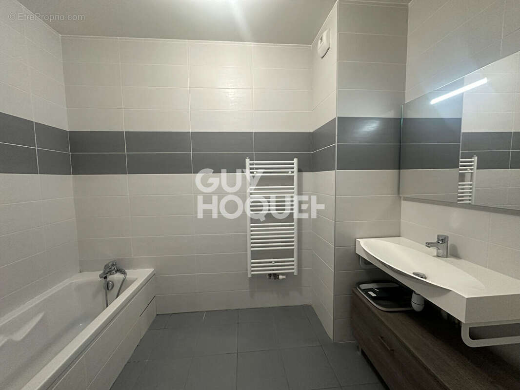 Appartement à LYON-4E