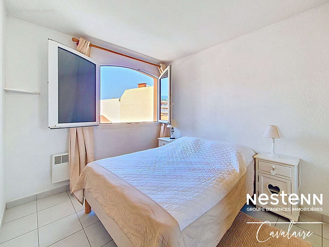 TOUT A PIED - Appartement Cavalaire-sur-Mer 2 pièce(s) 34 m² avec stationnement et cave - photo 9