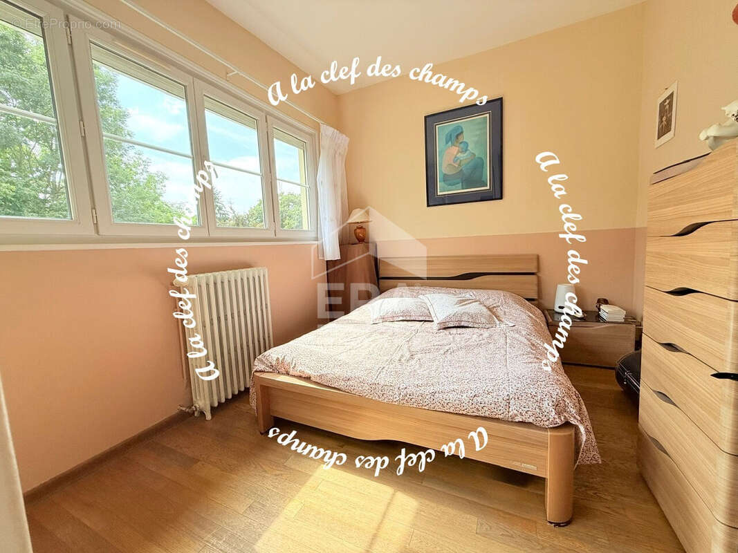 Maison à GIF-SUR-YVETTE