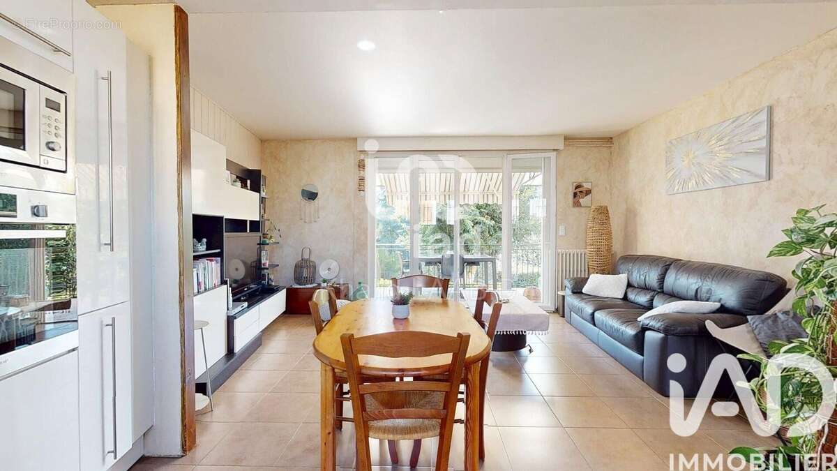 Photo 2 - Maison à CASTELSARRASIN