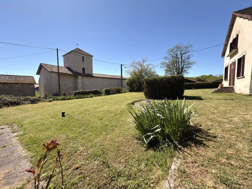 Maison à SAINT-GOURSON