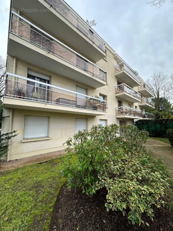 Appartement à MAISONS-LAFFITTE