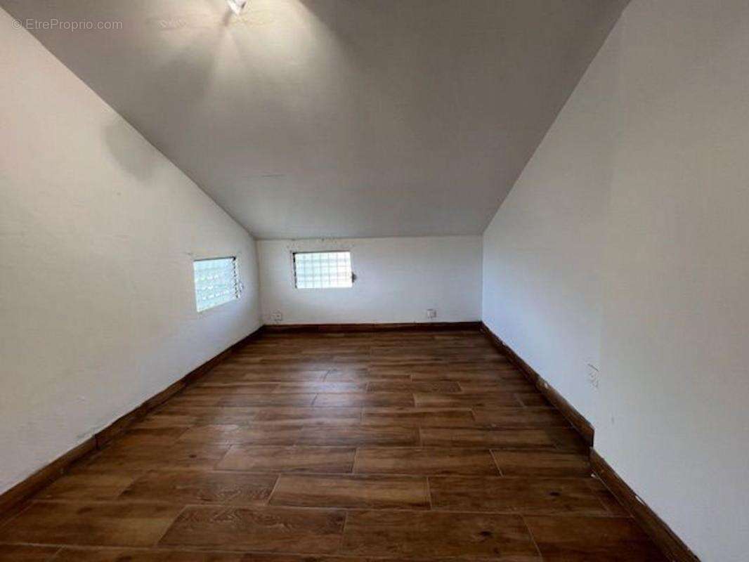 Maison à FORT-DE-FRANCE