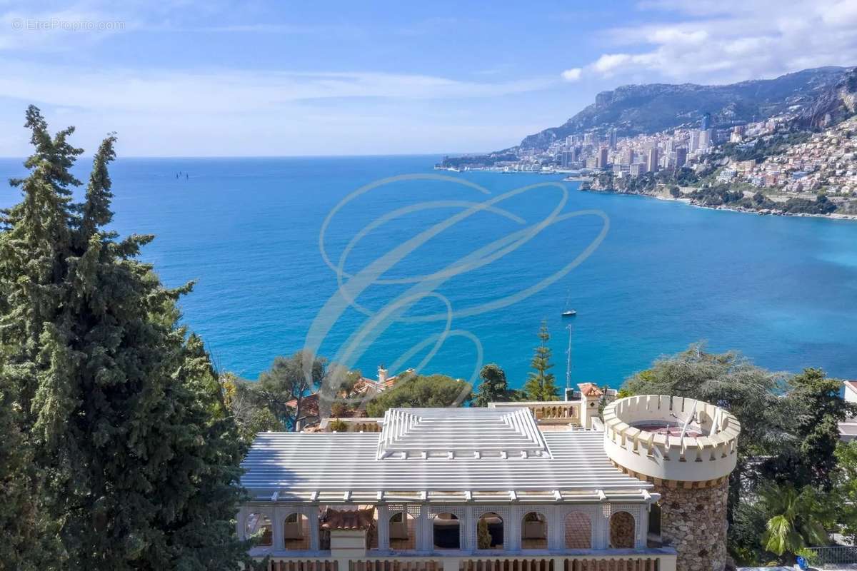 Maison à ROQUEBRUNE-CAP-MARTIN