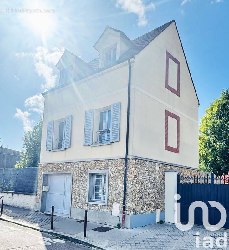 Photo 1 - Maison à VERSAILLES