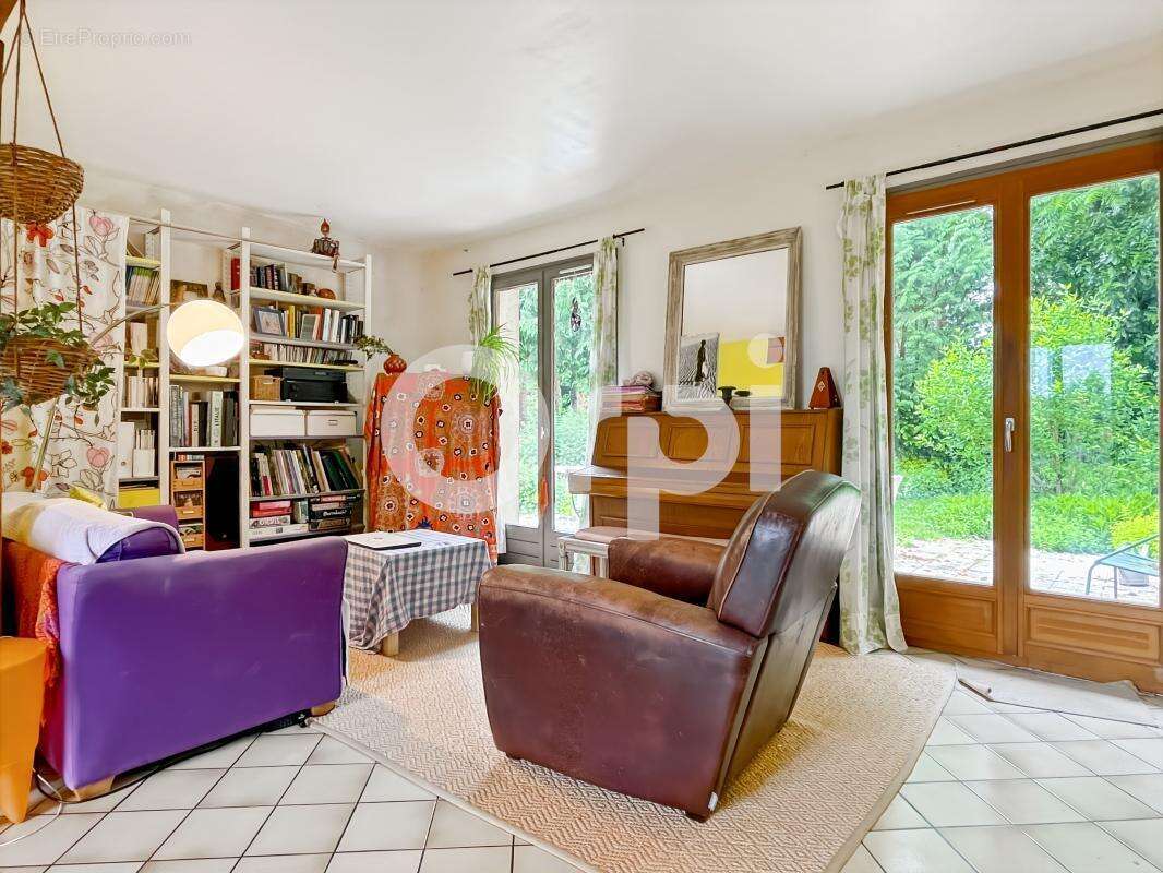 Maison à ANGERVILLE-LA-CAMPAGNE