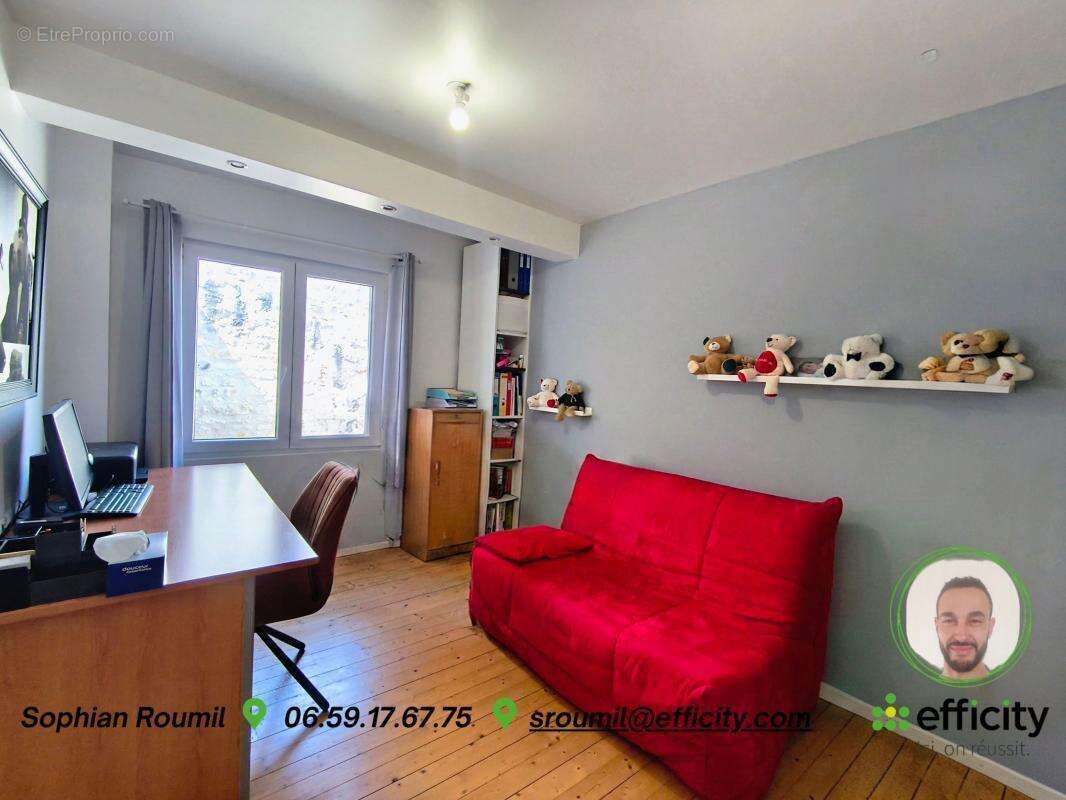 Maison 149 m² à L'isle-D'espagnac  - photo 17