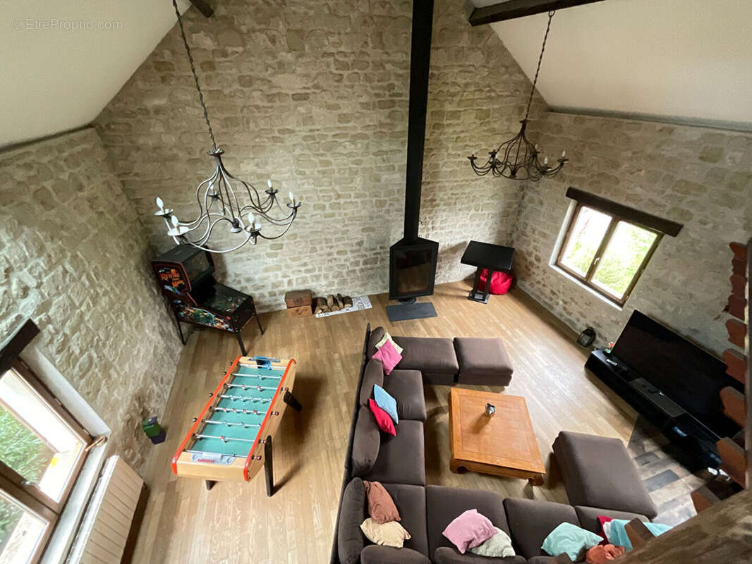 Maison à MAURECOURT