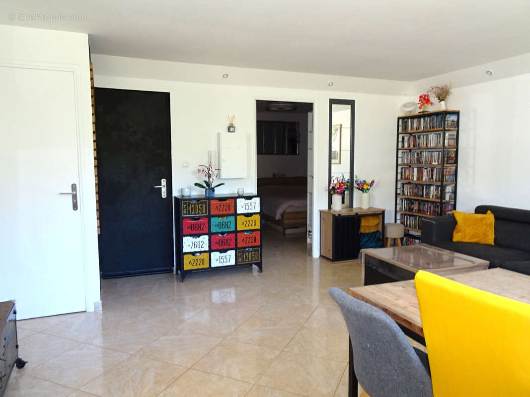 Appartement à HYERES