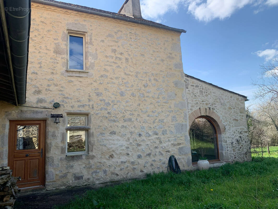 Maison à SAINT-EXUPERY