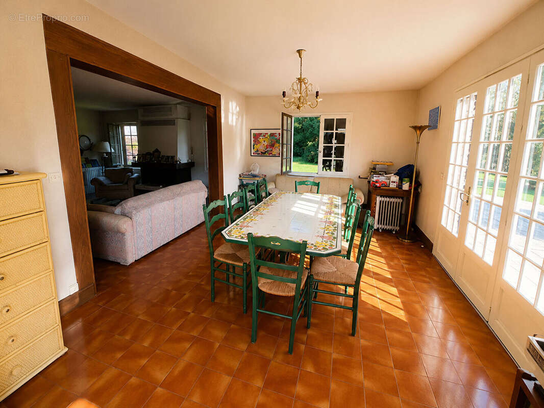 Maison de famille au coeur du Pays d'Auge ? 200 m² sur 5 000 m² de terrain plat - photo 5