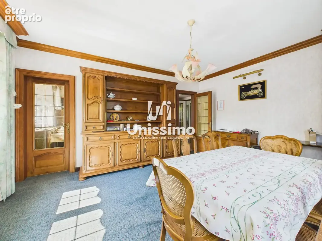 Maison 11 pièces 295 m² à vendre à Pont-De-Roide (25150) - photo 8