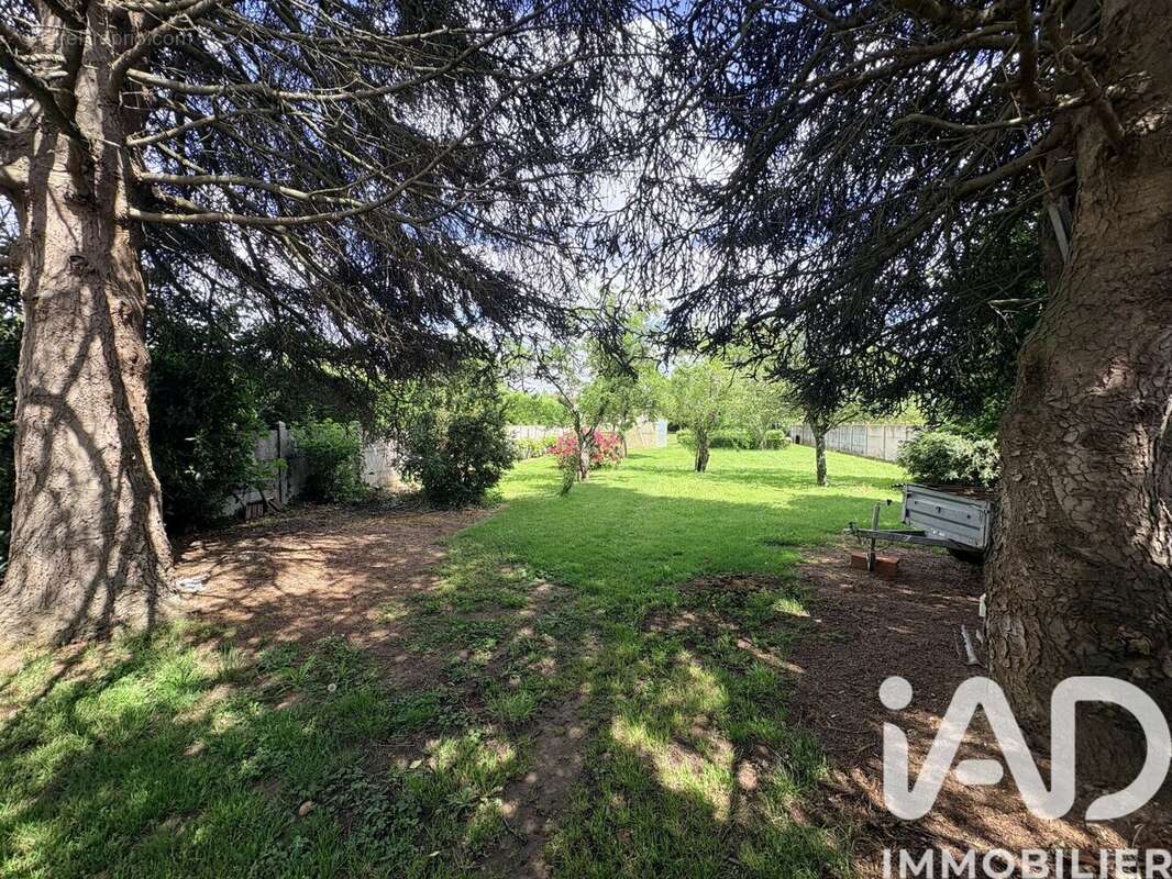 Maison 125 m² à Lignieres  - photo 8