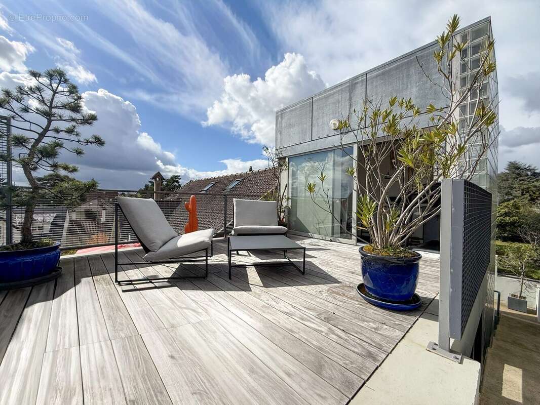 Maison à VERRIERES-LE-BUISSON