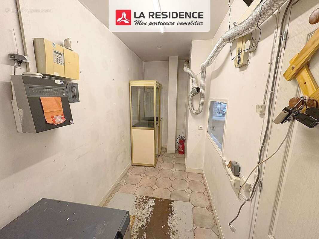 Commerce à SAINT-MAURICE