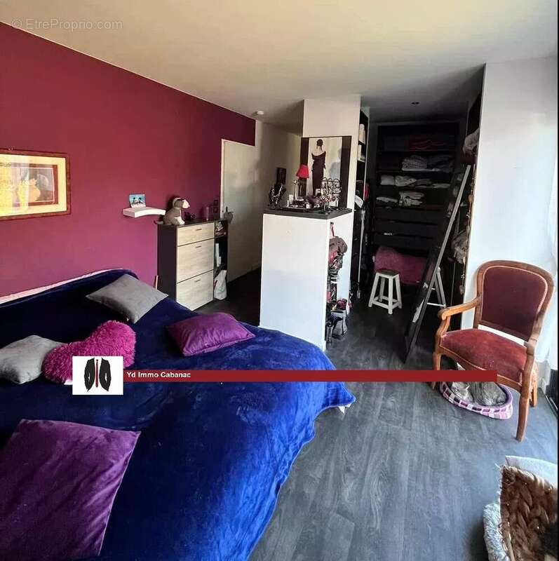 Maison à PUJOLS-SUR-CIRON