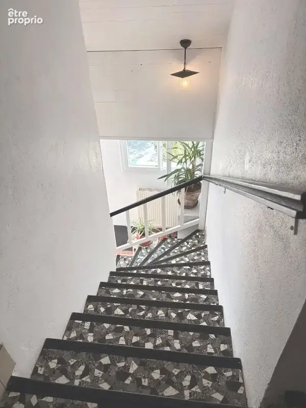 Charmante maison rénovée  dépendances et piscine couverte - photo 9