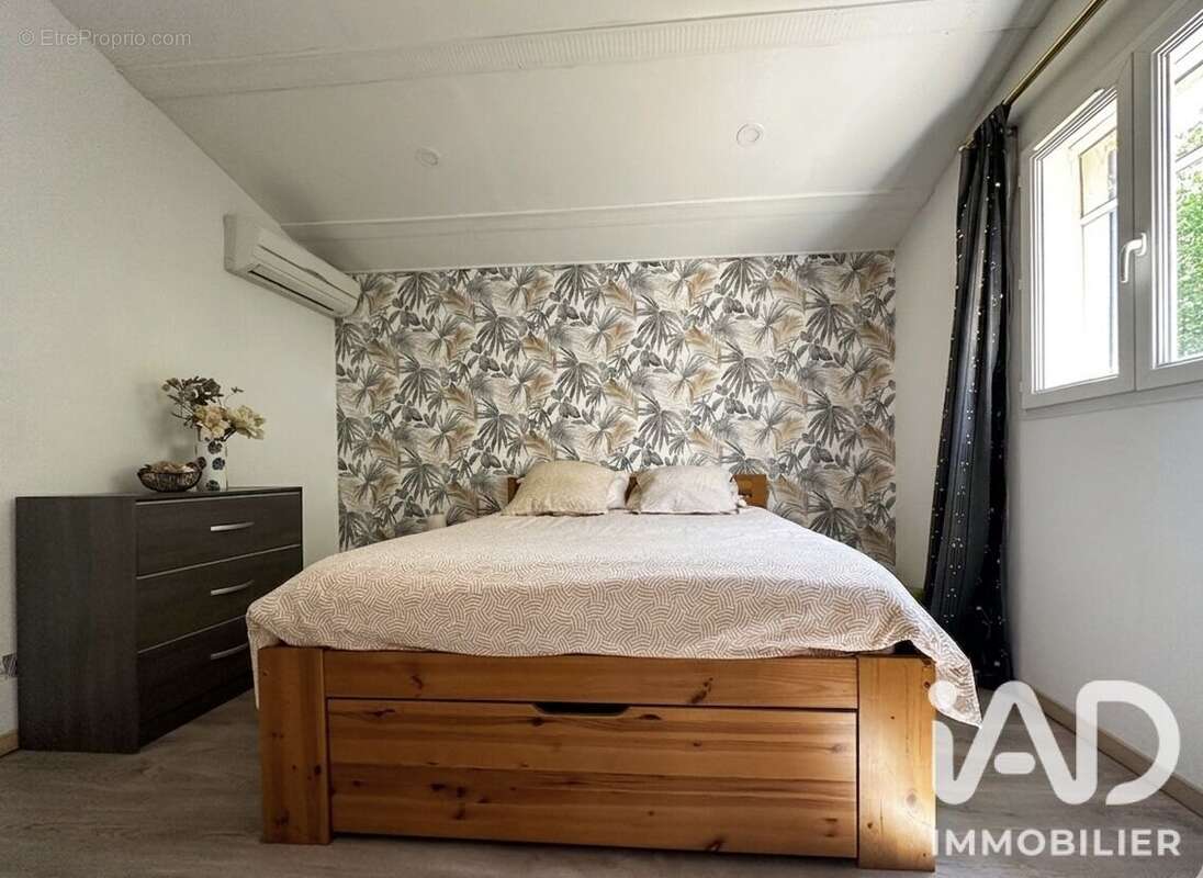 Maison 126 m² à Les Mees  - photo 8