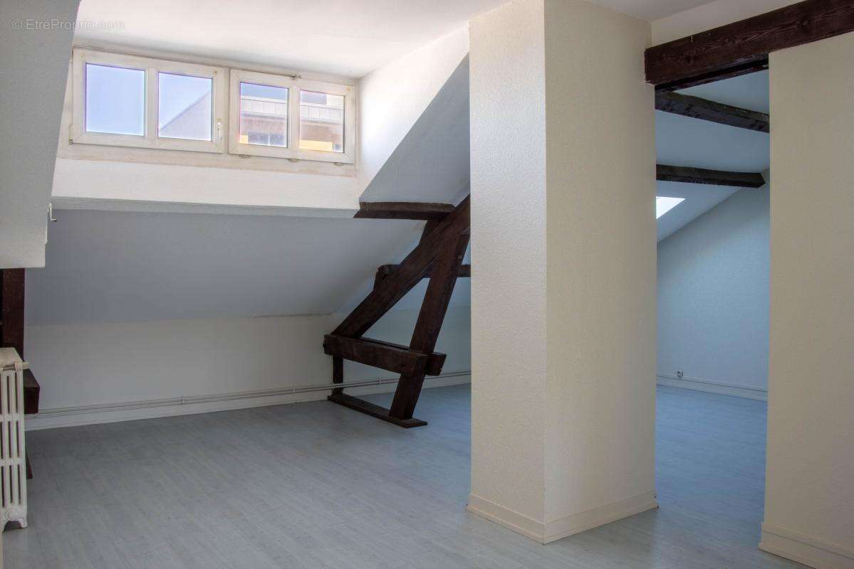 Appartement à LAXOU