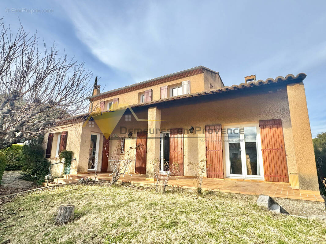 Maison à VAISON-LA-ROMAINE