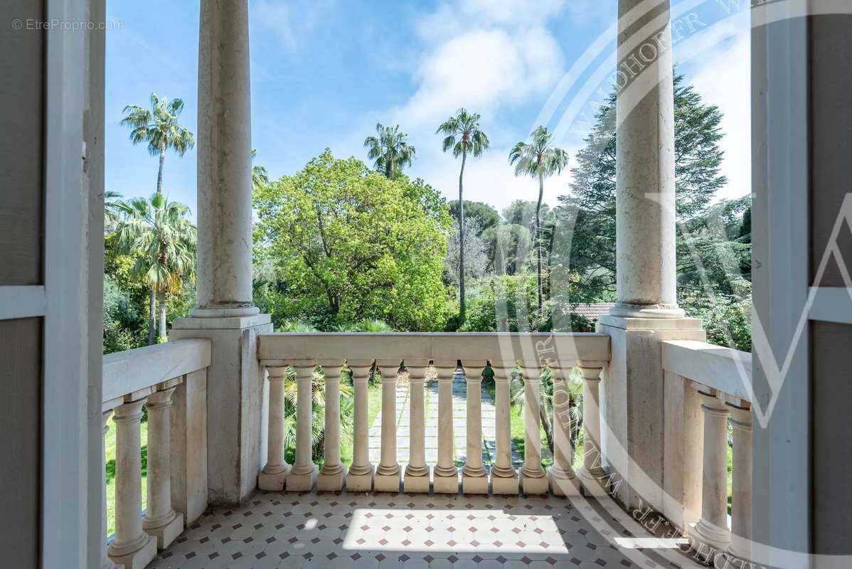 Maison à ROQUEBRUNE-CAP-MARTIN