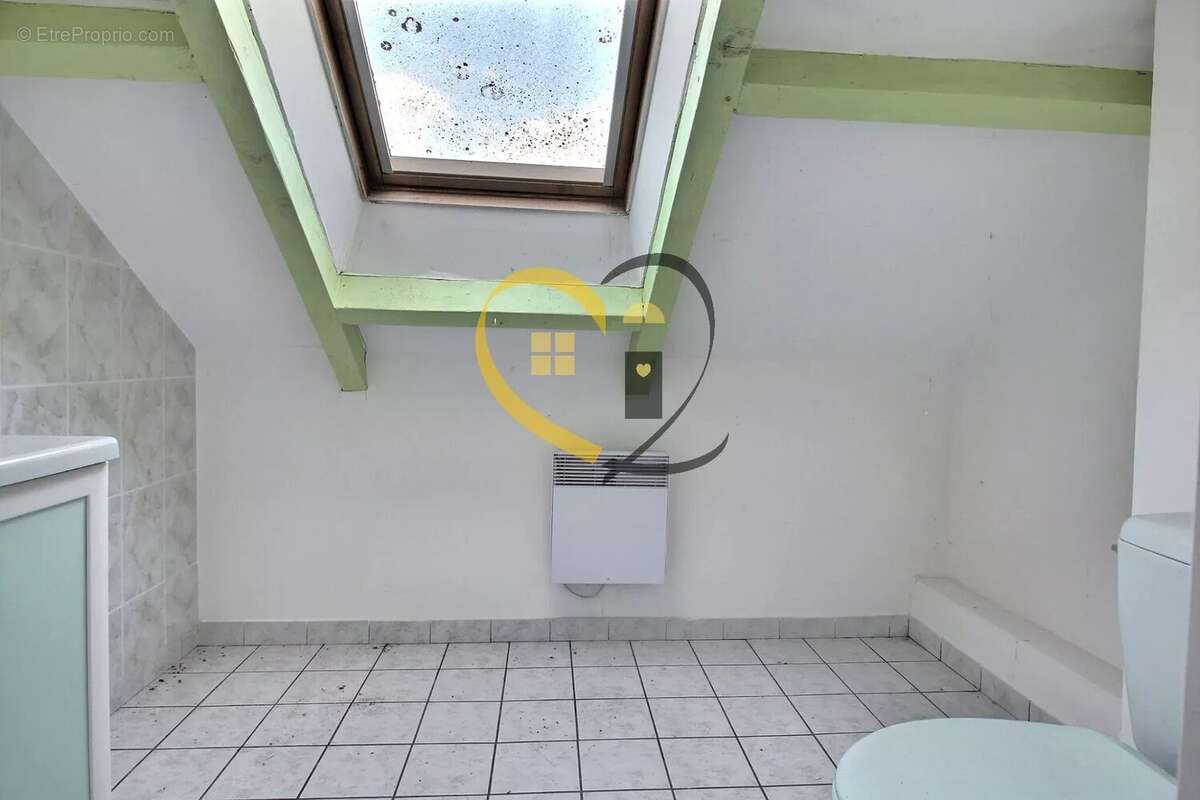 Maison à SAINT-DOULCHARD