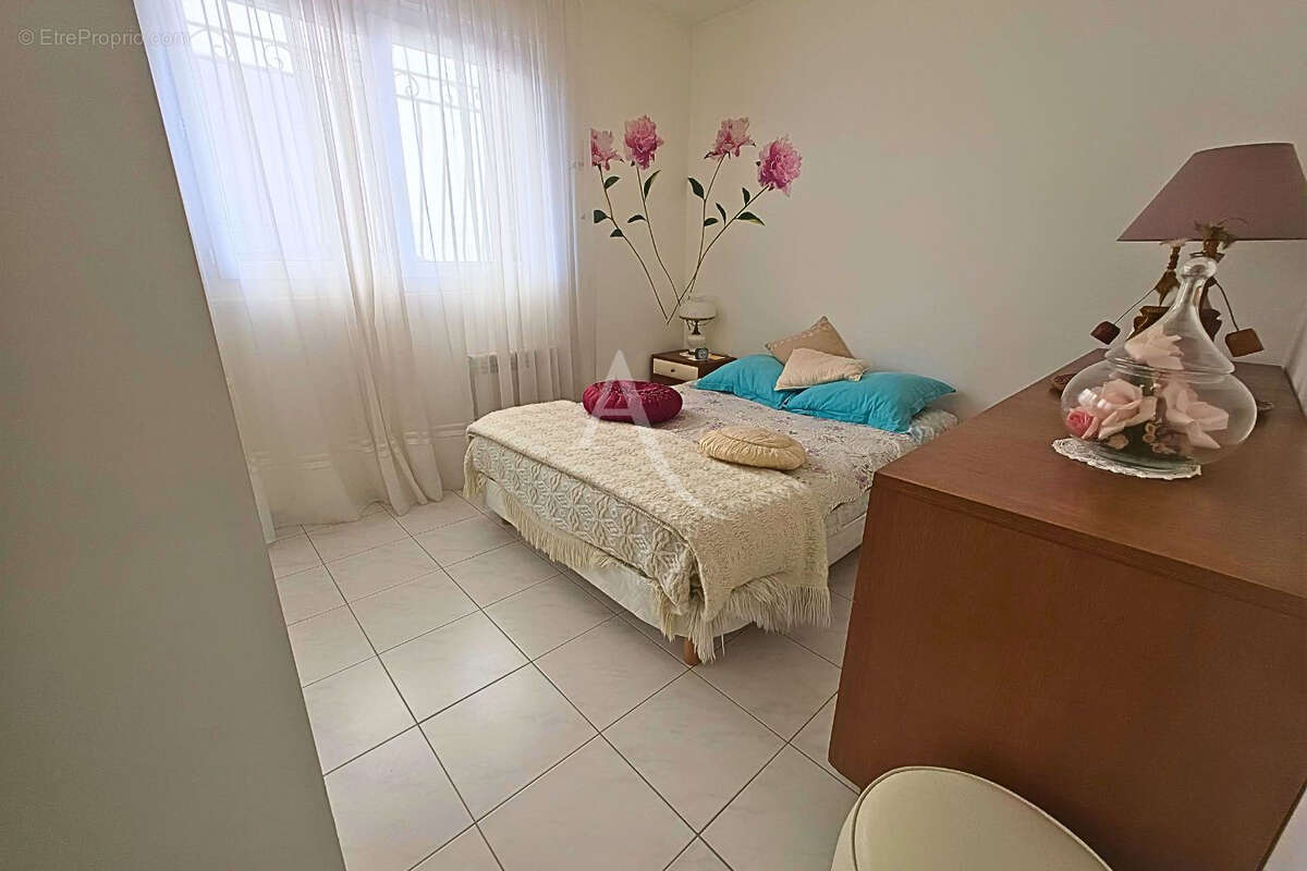 Appartement à CARQUEIRANNE