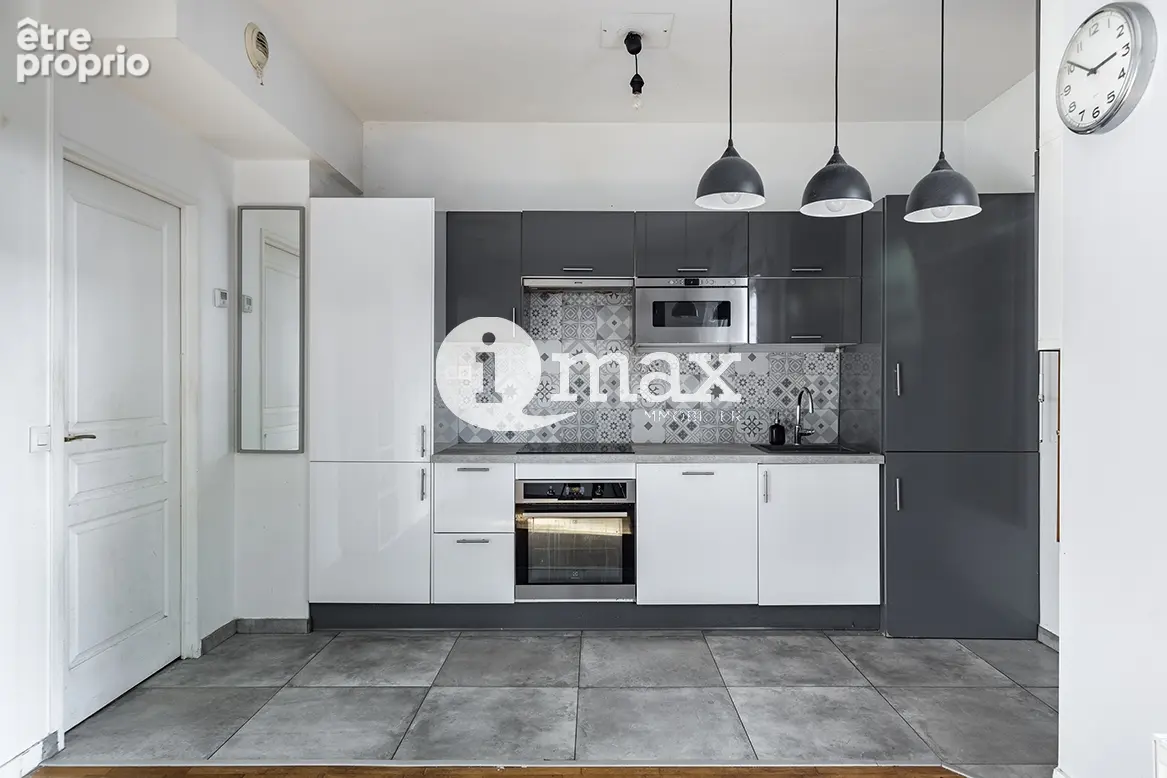 Levallois - 2/3 pièces - 379 000 euros fai - photo 2
