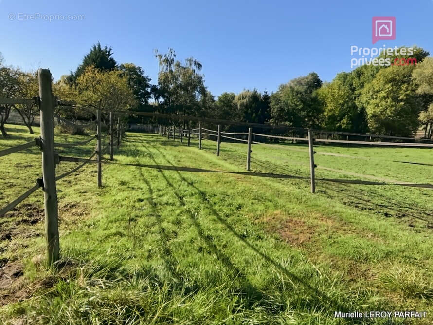 Maison à VARNEVILLE