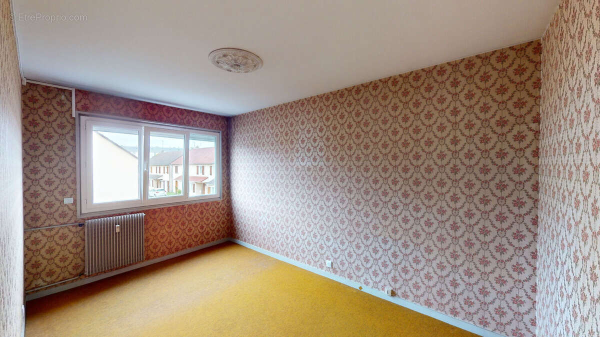 Appartement à MAINVILLIERS