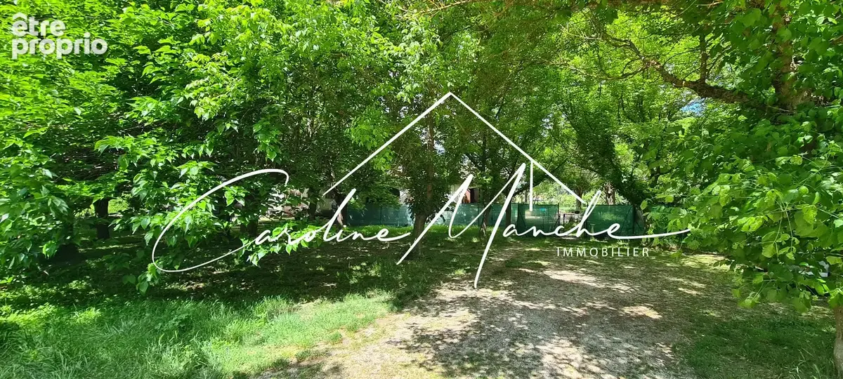 A vendre à Trets - Propriété de 300m² sur magnifique terrain de 6 500m² - photo 6