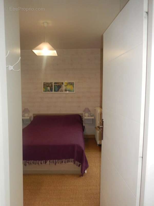 Appartement à EAUX-BONNES