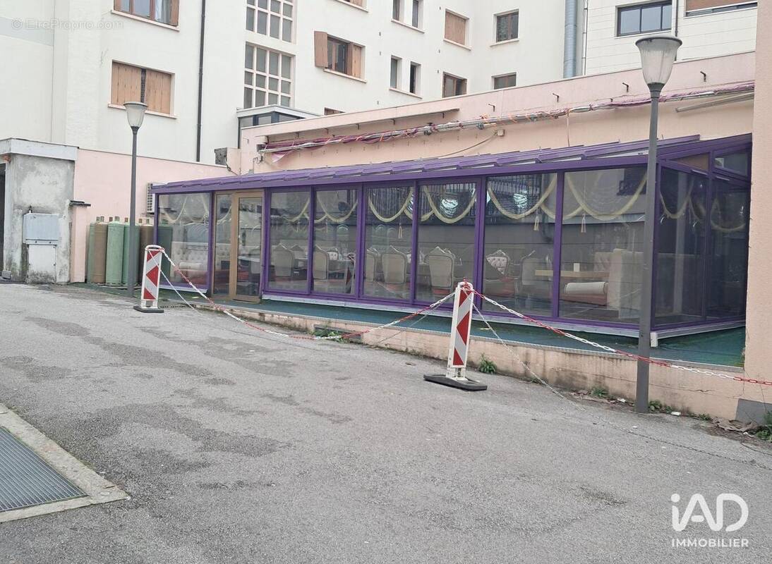 Photo 1 - Commerce à DIVONNE-LES-BAINS