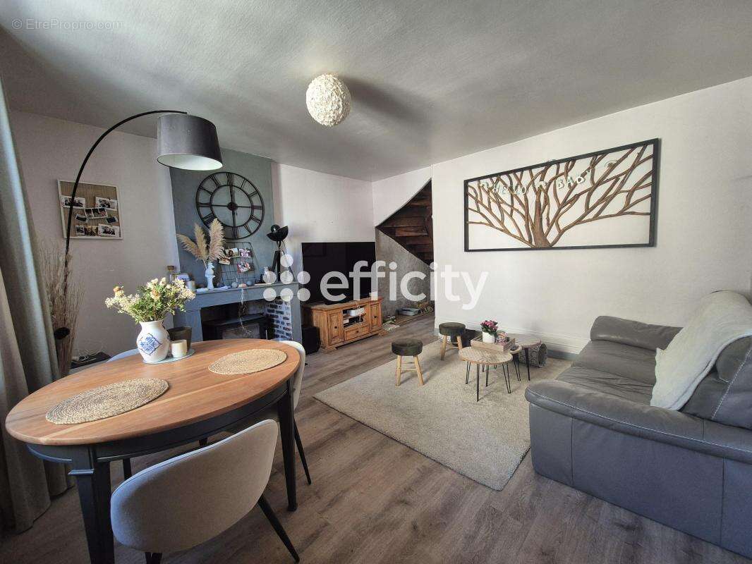 Maison à HUISSEAU-SUR-COSSON