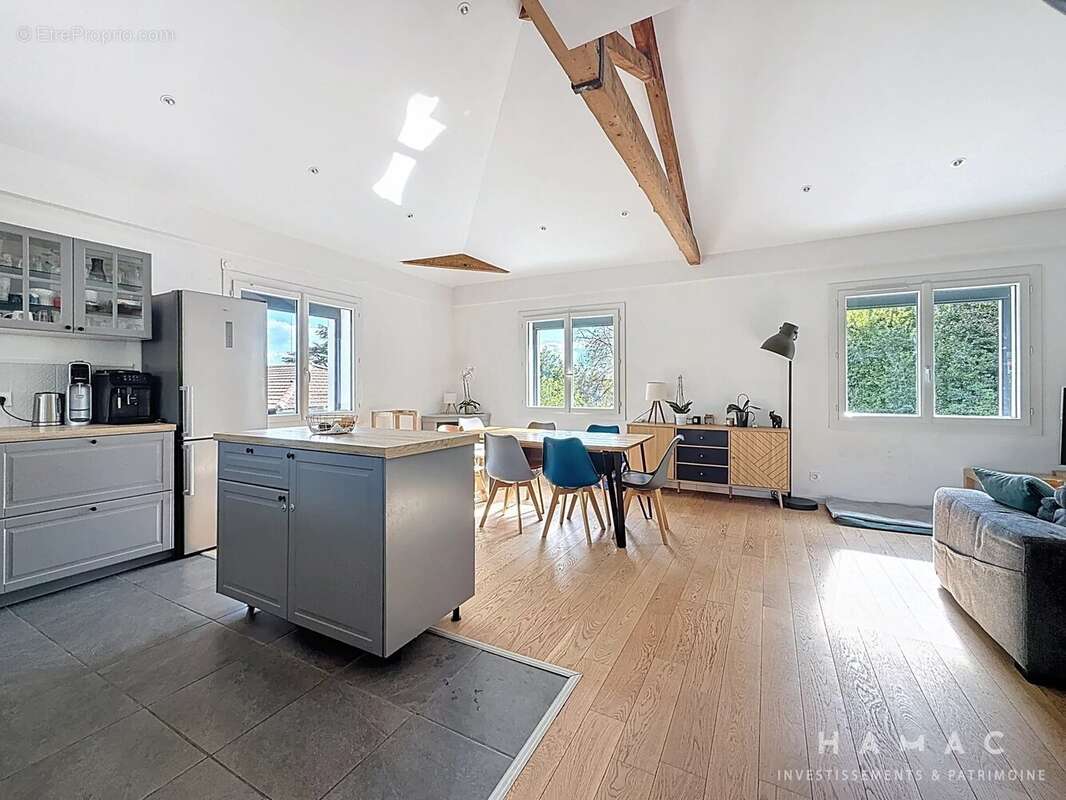 Maison à LA MULATIERE