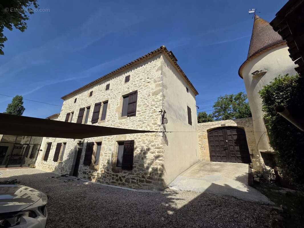 Maison à SAUVETERRE-DE-GUYENNE