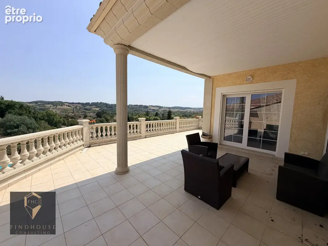 Villa d'exception - t7 - une vue a couper le souffle sur les pyrenees - photo 15