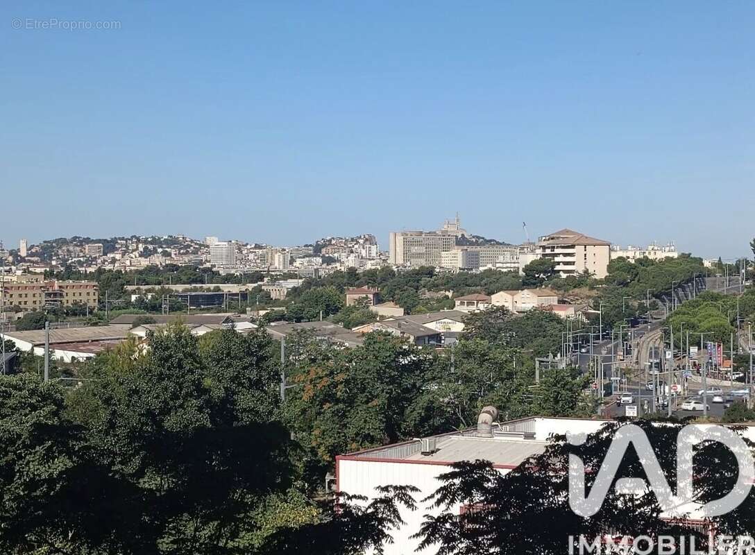Photo 6 - Appartement à MARSEILLE-12E