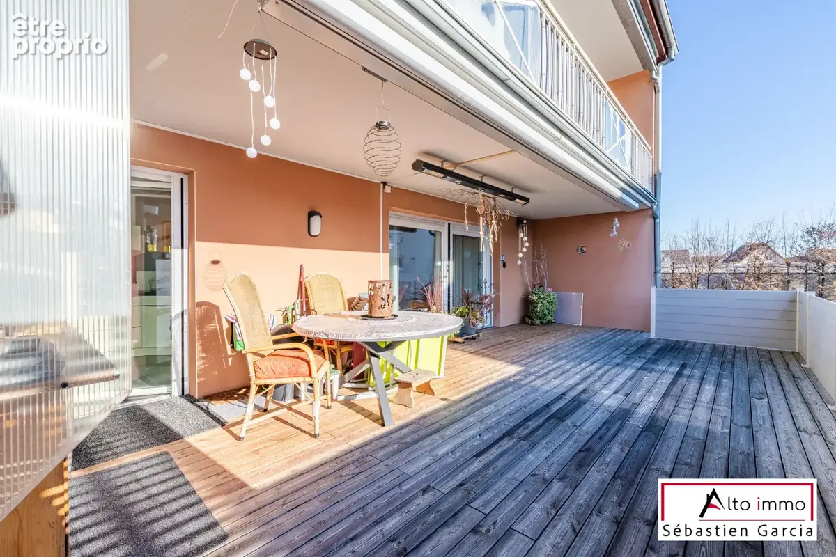 Appartement  T3/T4 de 88 m2 + 42 m2 de terrasse - Jardin de 200 m2 & double garage Soufflenheim Golf - photo 2