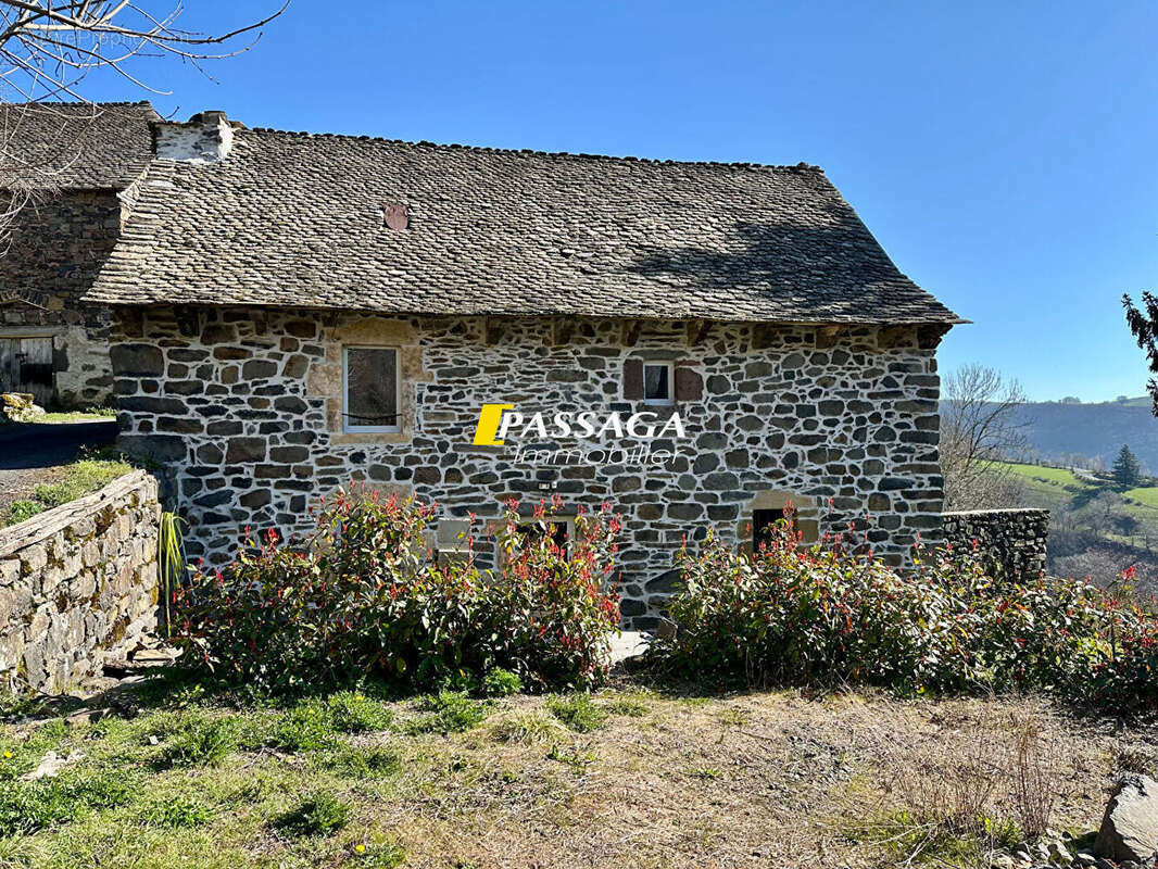 Maison à PRADES-D'AUBRAC